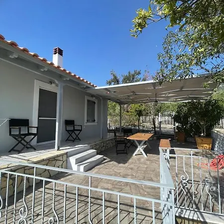 Hébergement de vacances Aloni House *