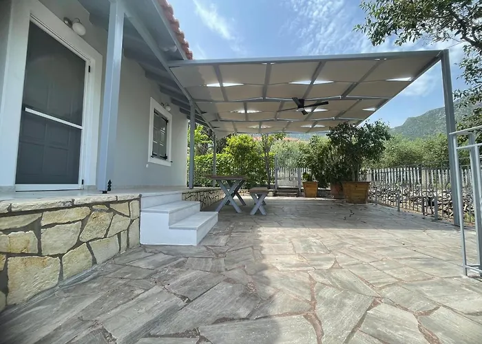 Aloni House Tatil Evi *